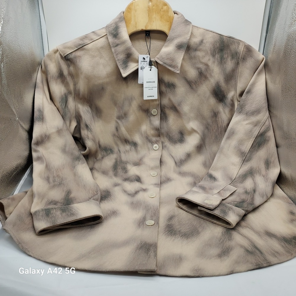 Express Oversized Tie Dye Button Up Shirt Tan Gray Soft Brushed XL NWT